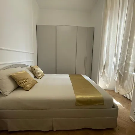 Апартаменти R&r Urban Chic *