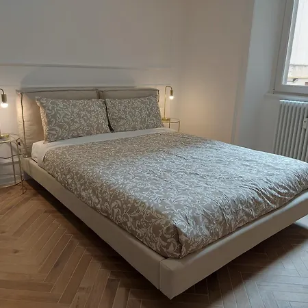 R&r Urban Chic Апартаменти