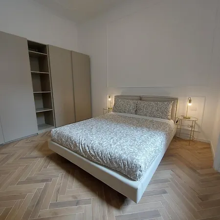 Апартаменти R&r Urban Chic *
